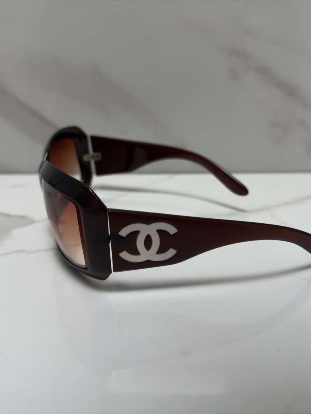 CHANEL Brown Mother of Pearl 5076-H Brown Sunglasses